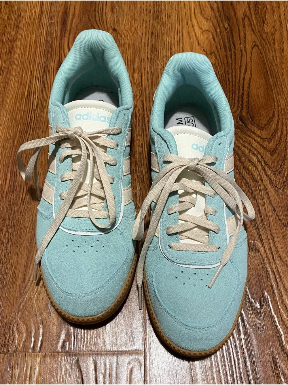 adidas Women’s Aqua Suede Lace-Up Sneakers with Cream Accents Size 7.5